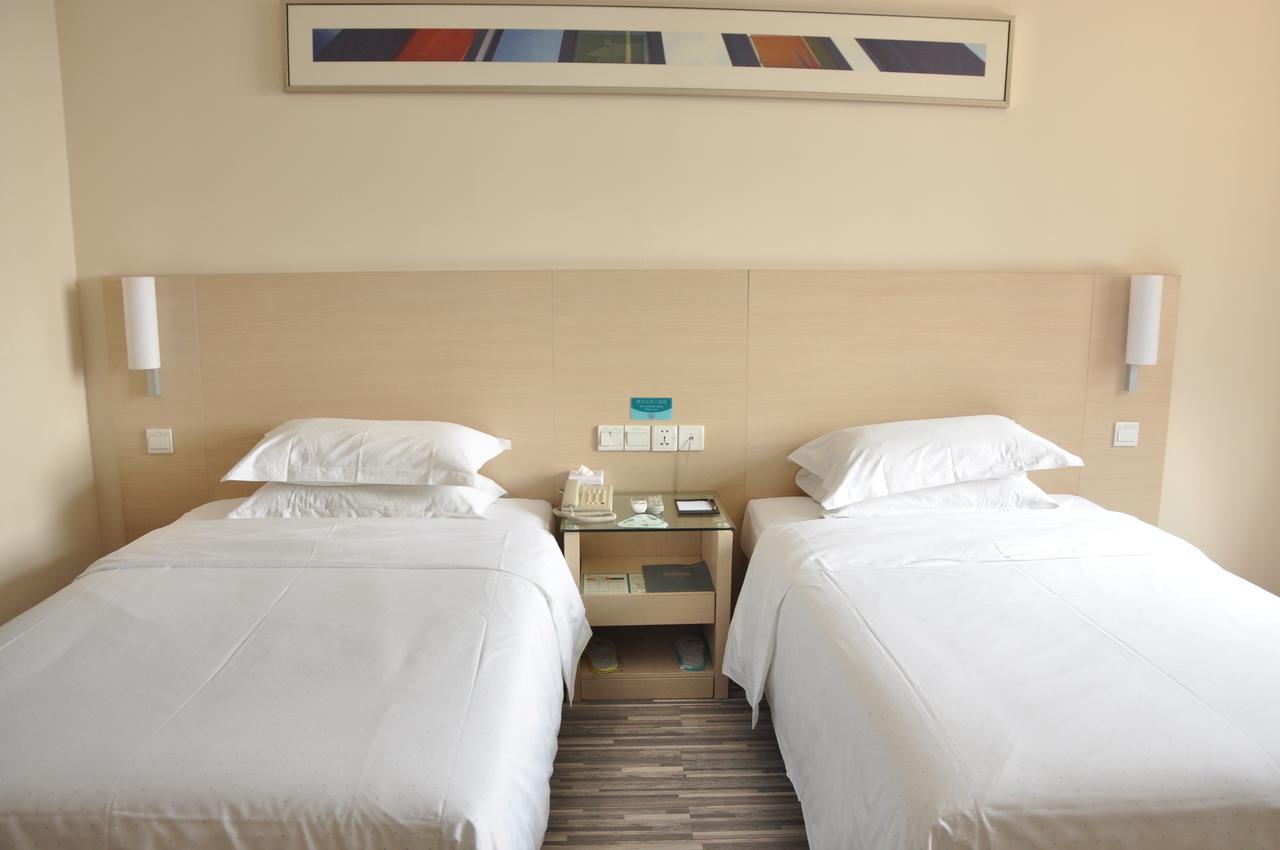 City Comfort Inn Wuhan Caidian Square Luaran gambar