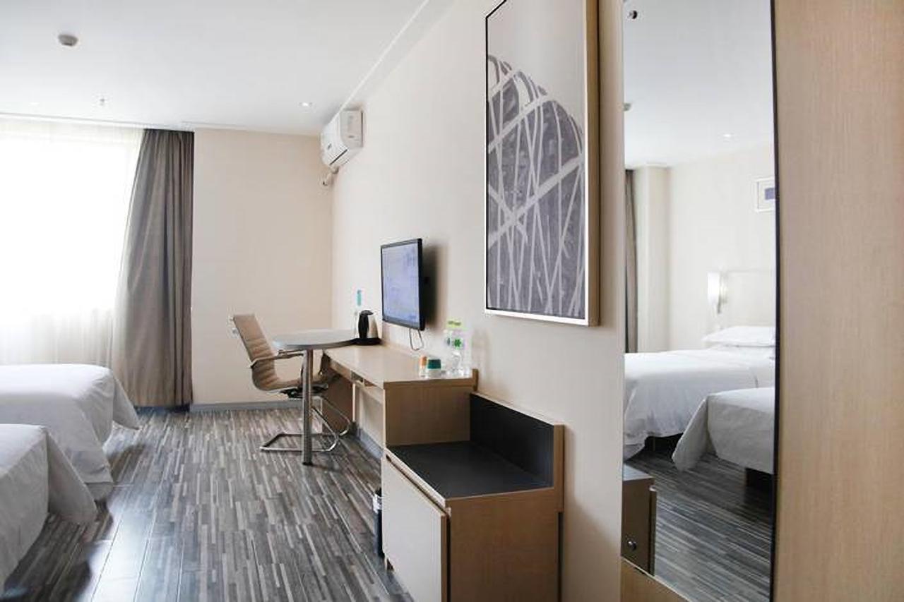 City Comfort Inn Wuhan Caidian Square Luaran gambar